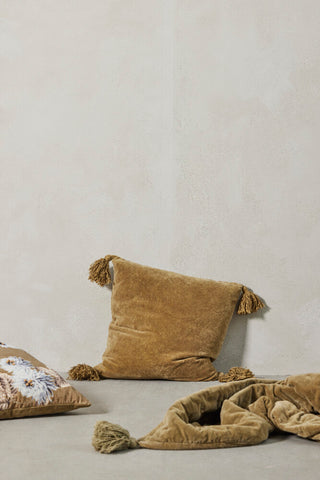 Vira pillow 50x50 cm. brown