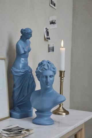 Statia bust H30.5 cm. blue