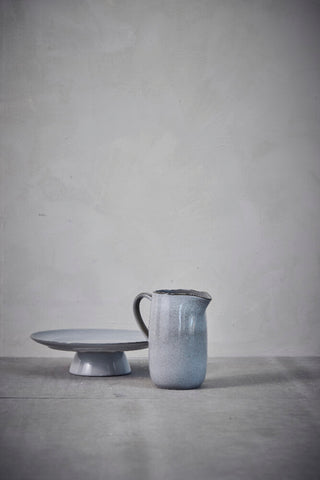 Amera cake plate 32.5x32.5 cm. grey