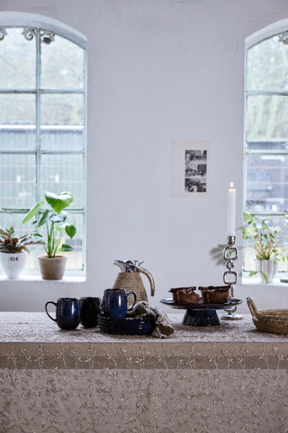 Eloise tablecloth 220x160 cm. dark sand